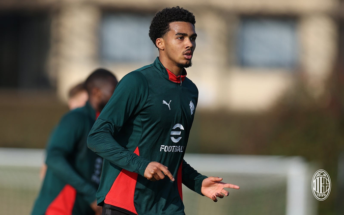 OD体育官方-米兰开启新一周训练备战|AC米兰|ac米兰|工作_新浪体育_新浪新闻