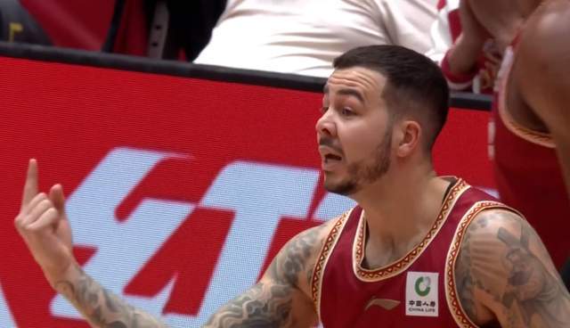 OD体育官方-3大外援合砍52分，有惊无险5连胜，升至第4，杜锋爱将空砍13分6帽