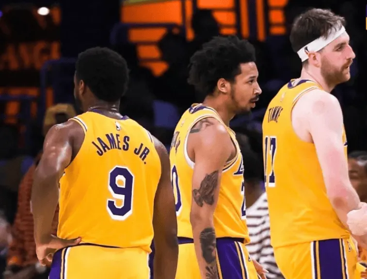 OD体育-美记：湖人4月已输3场多于整个3月，本季对雷霆马刺活塞1-9