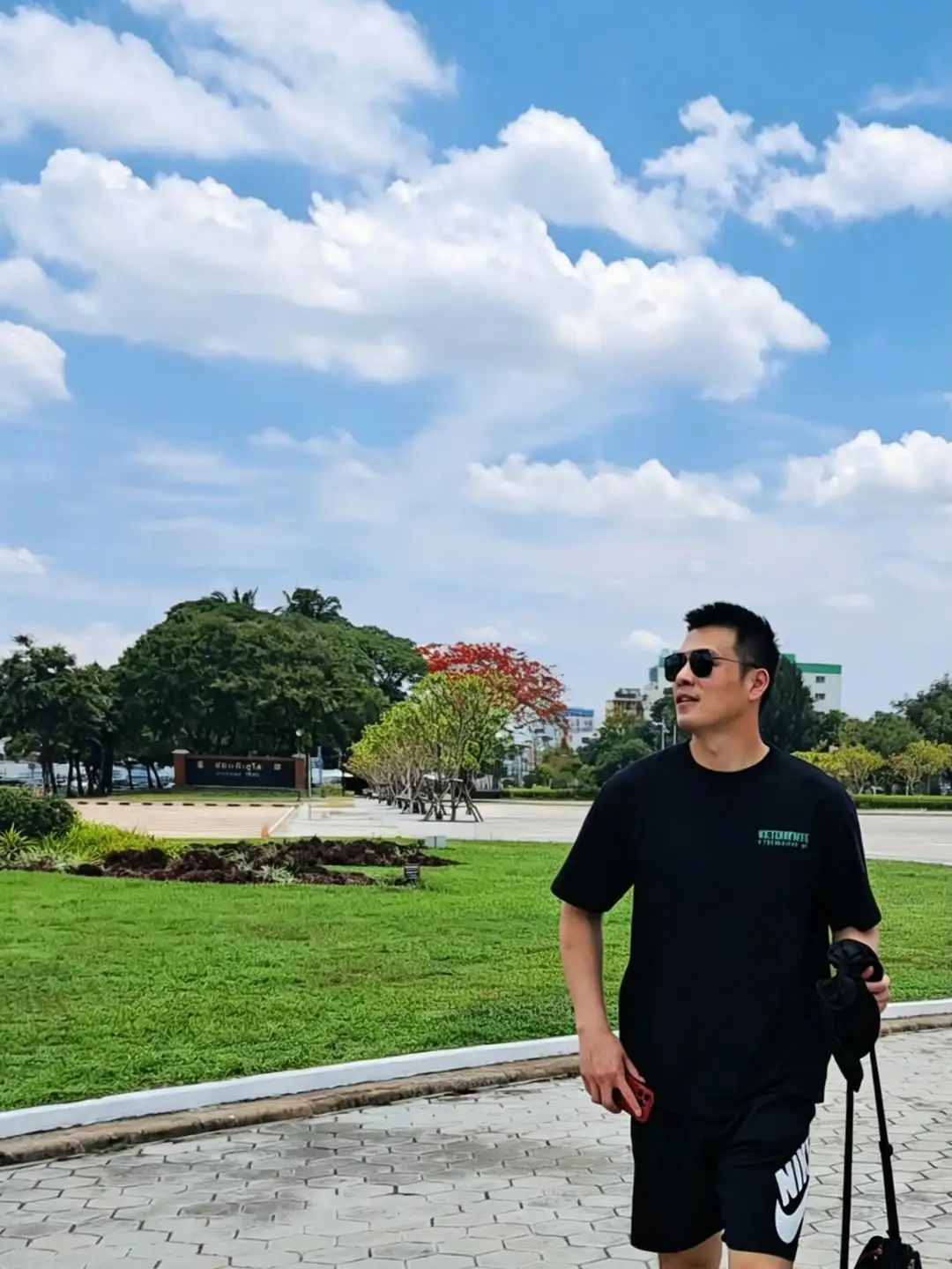 OD体育官网-被终身禁足的顾超时隔三年更新社媒：母亲节快乐！