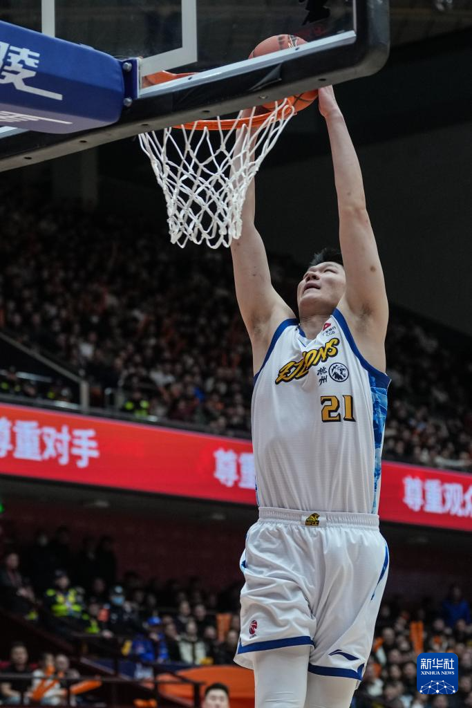 OD体育-爬过一道坡,又迎一道坎!高速男篮8日晚客战卫冕冠军浙江广厦